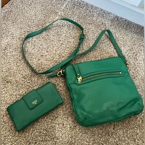 Fossil bag and wallet set